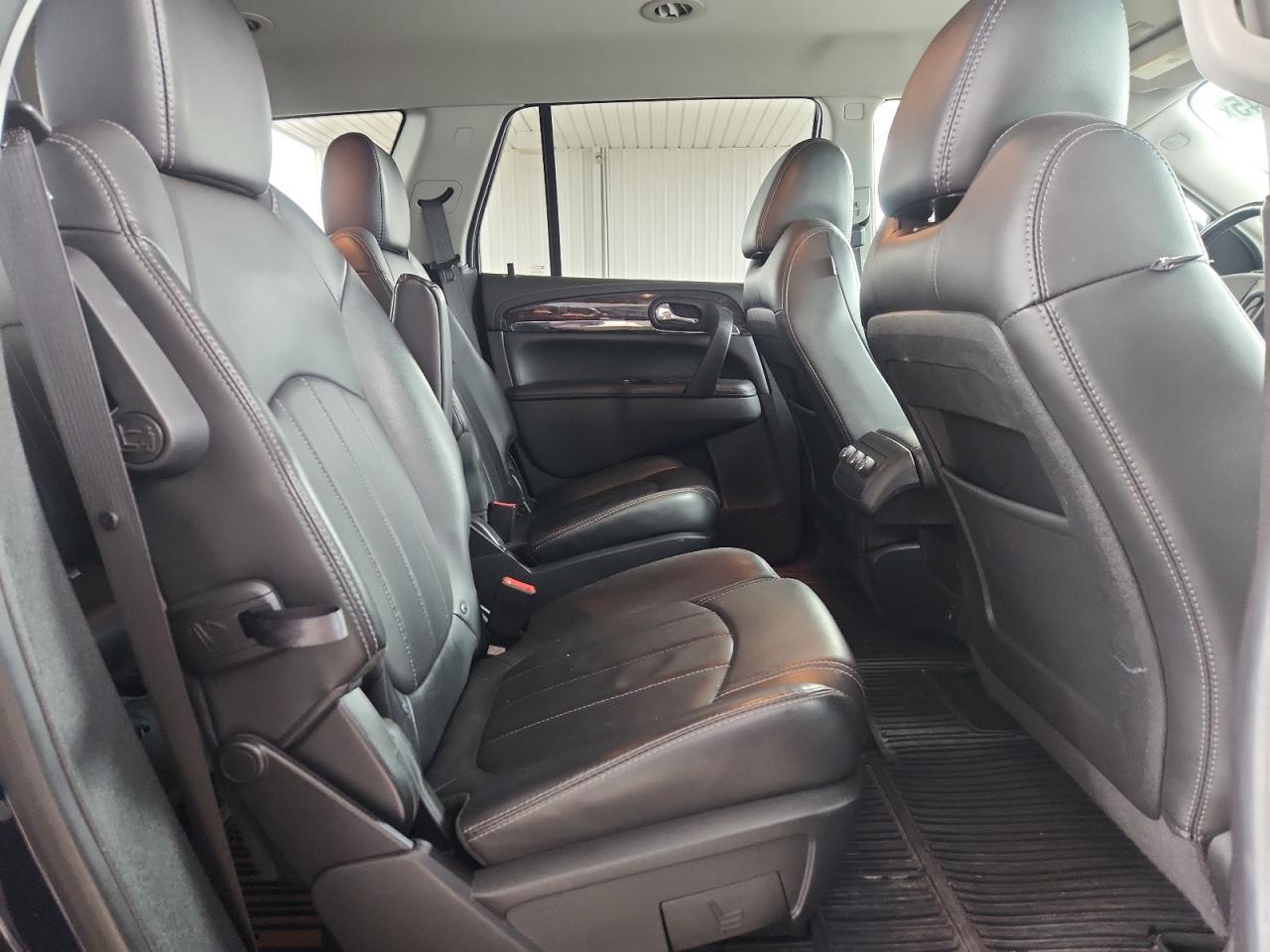 Buick Enclave Image 10