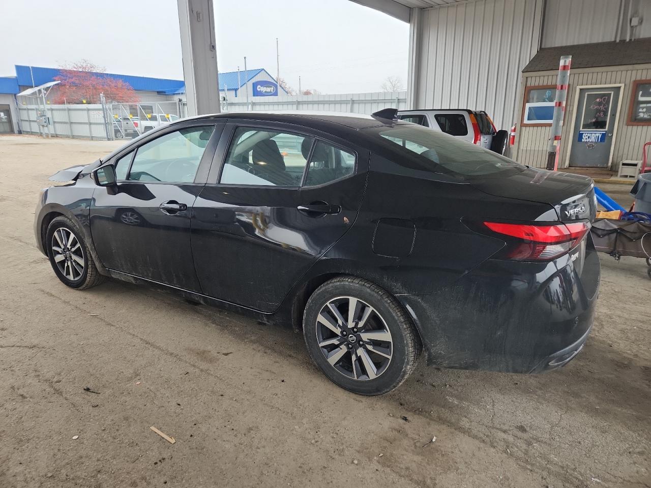 Nissan Versa Sv Image 3