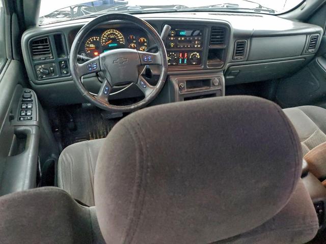 Chevrolet Silverado C1500 Image 8