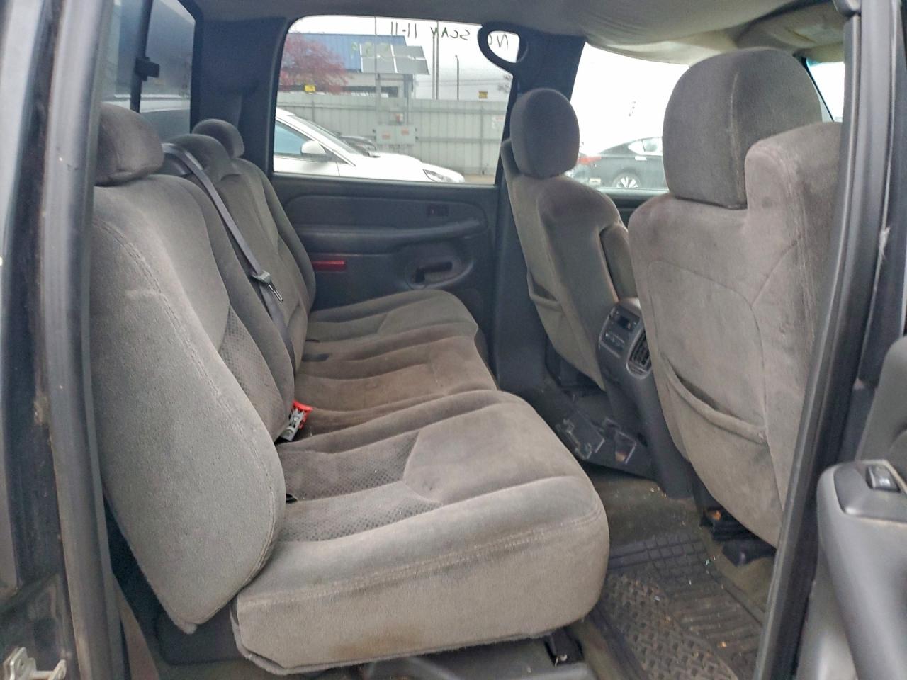 Chevrolet Silverado C1500 Image 10