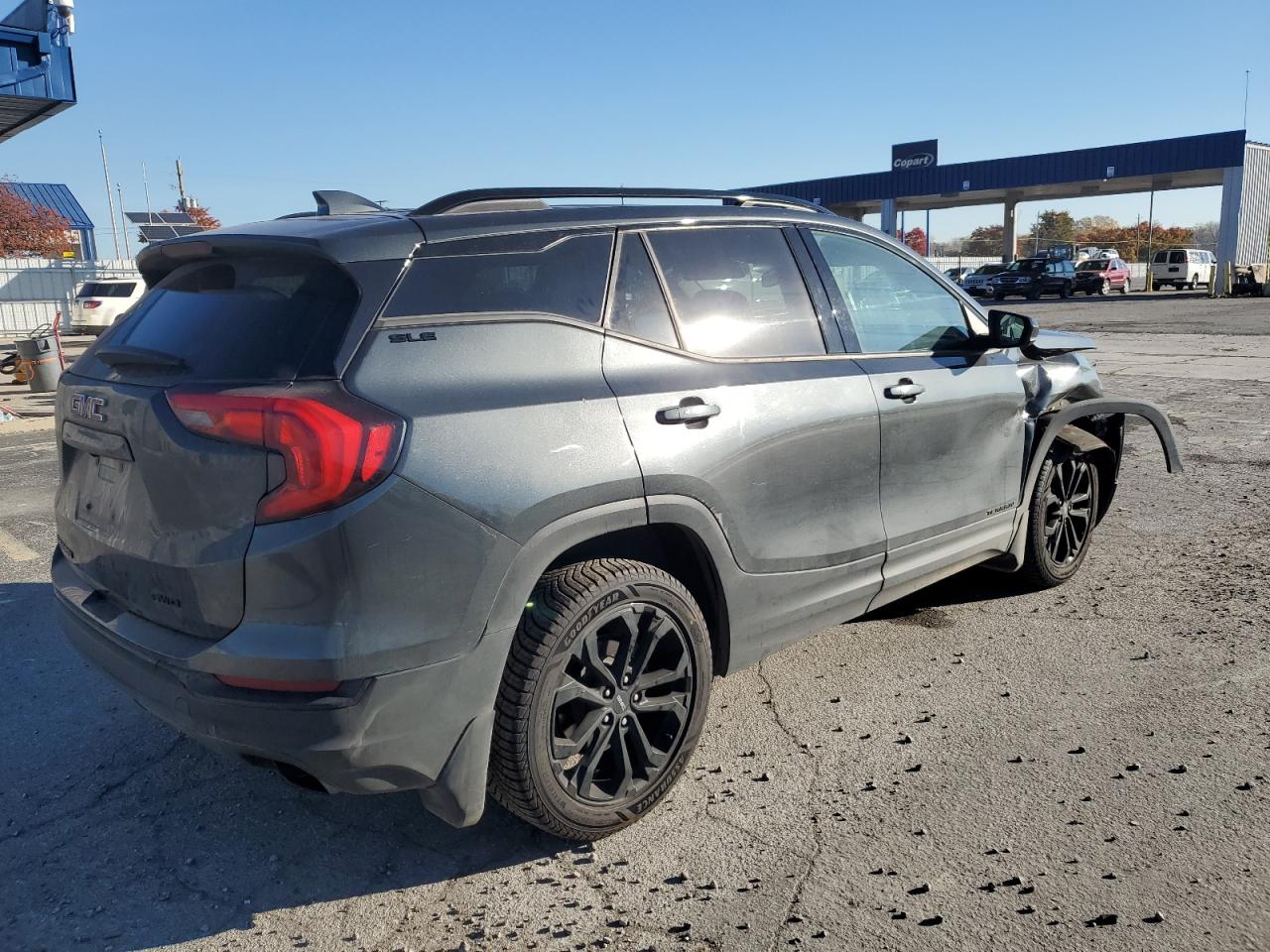 GMC Terrain Sle Image 2