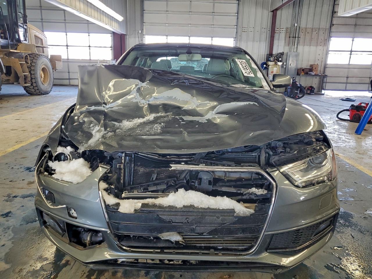 Audi A4 Premium S-line Image 11