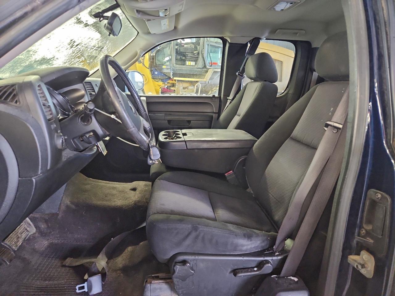 GMC Sierra K1500 Sle Image 2