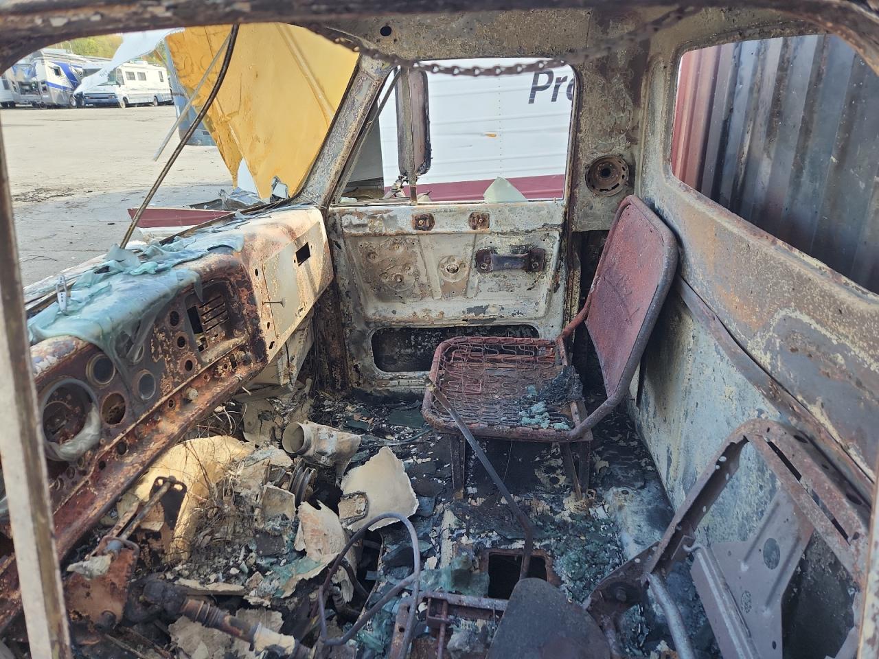 GMC Other J9c042 Image 7