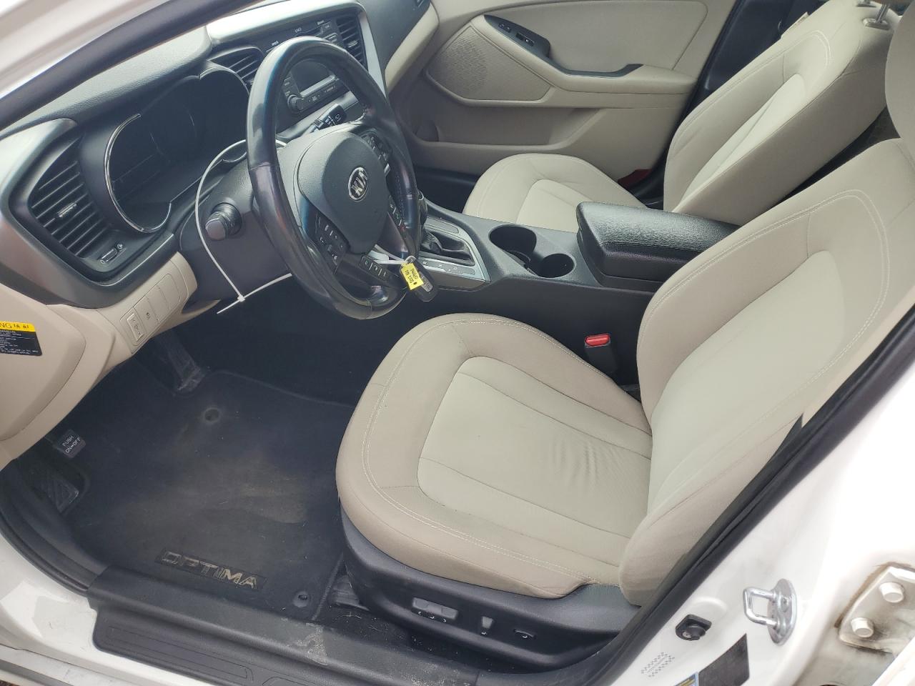 Kia Optima Hybrid Image 7