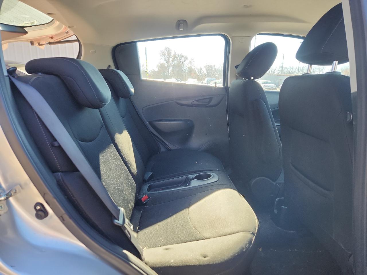 Chevrolet Spark 1lt Image 8