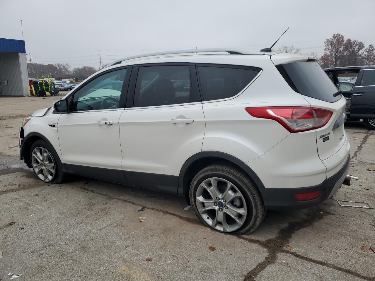 Ford Escape Titanium Image 9