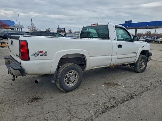 Chevrolet Silverado K2500 Heavy Duty Image 6
