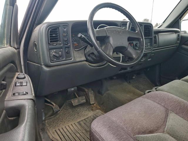 Chevrolet Silverado K2500 Heavy Duty Image 10