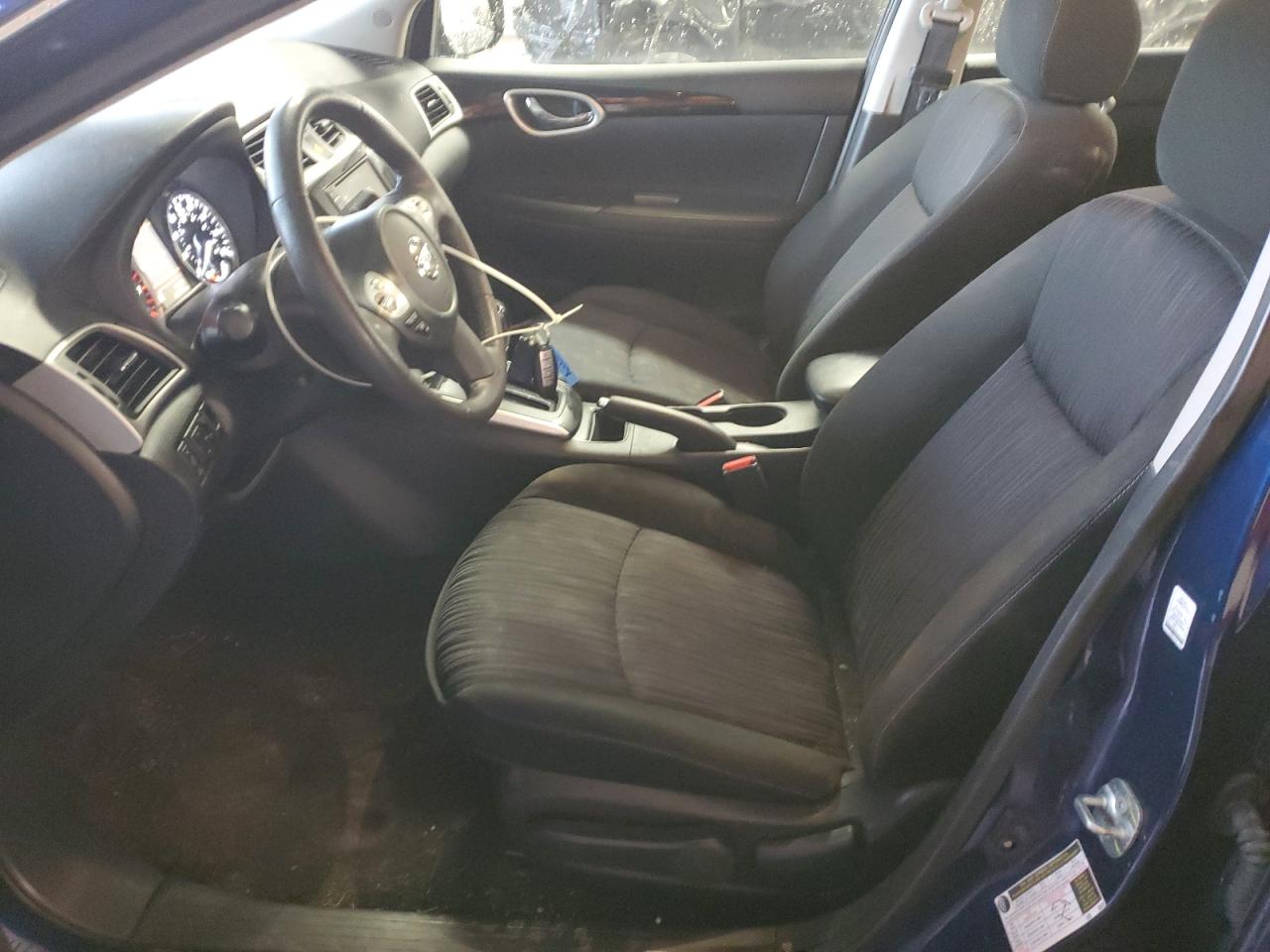 Nissan Sentra S Image 8