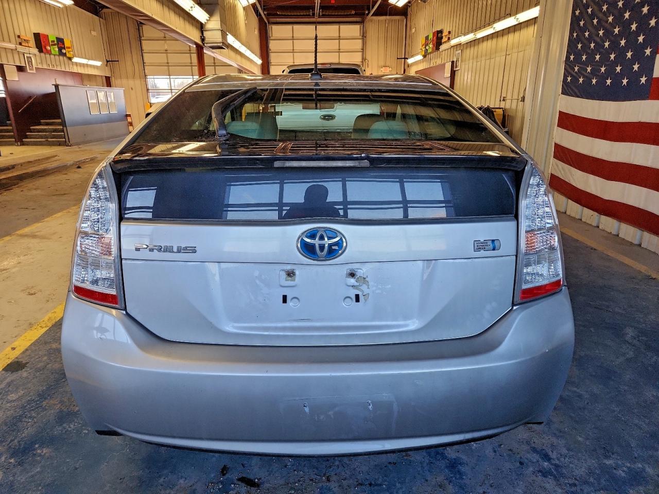 Toyota Prius Image 9