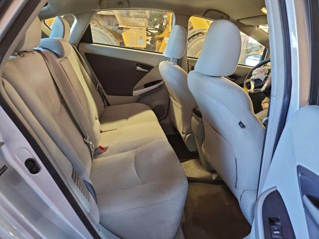 Toyota Prius Image 6