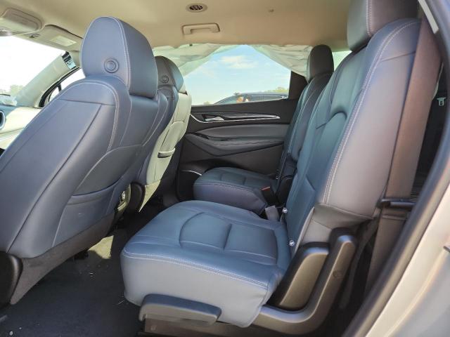 Buick Enclave Premium Image 12