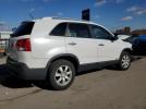 Kia Sorento Base Image 2