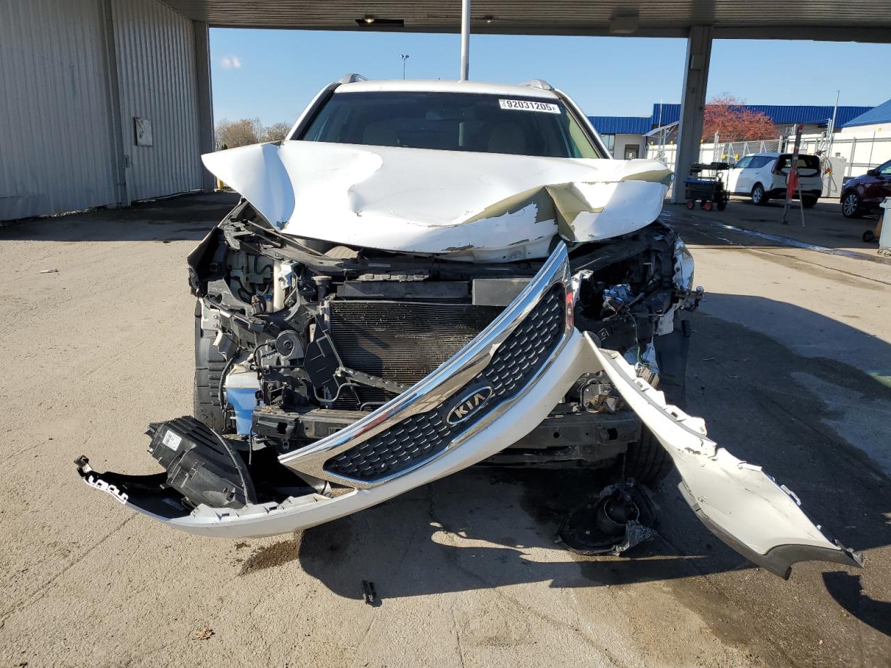 Kia Sorento Base Image 9