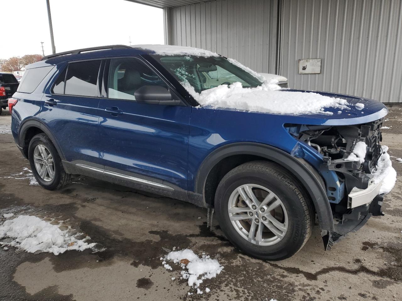 Ford Explorer Xlt Image 2