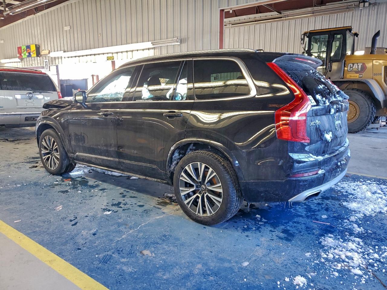 Volvo XC90 T6 Momentum Image 3