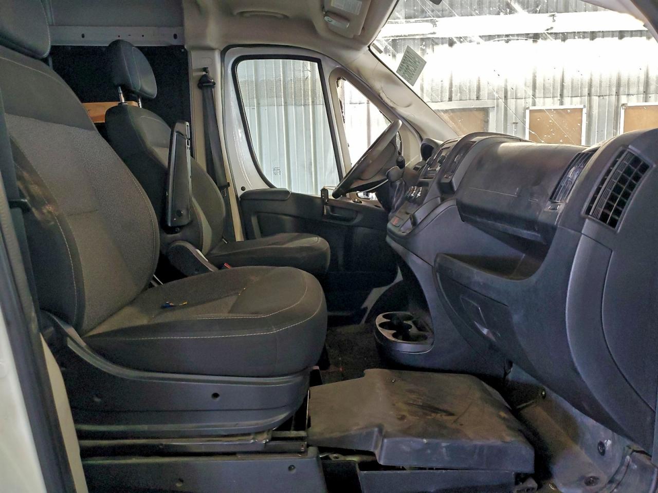 Ram Promaster 2500 High Image 4