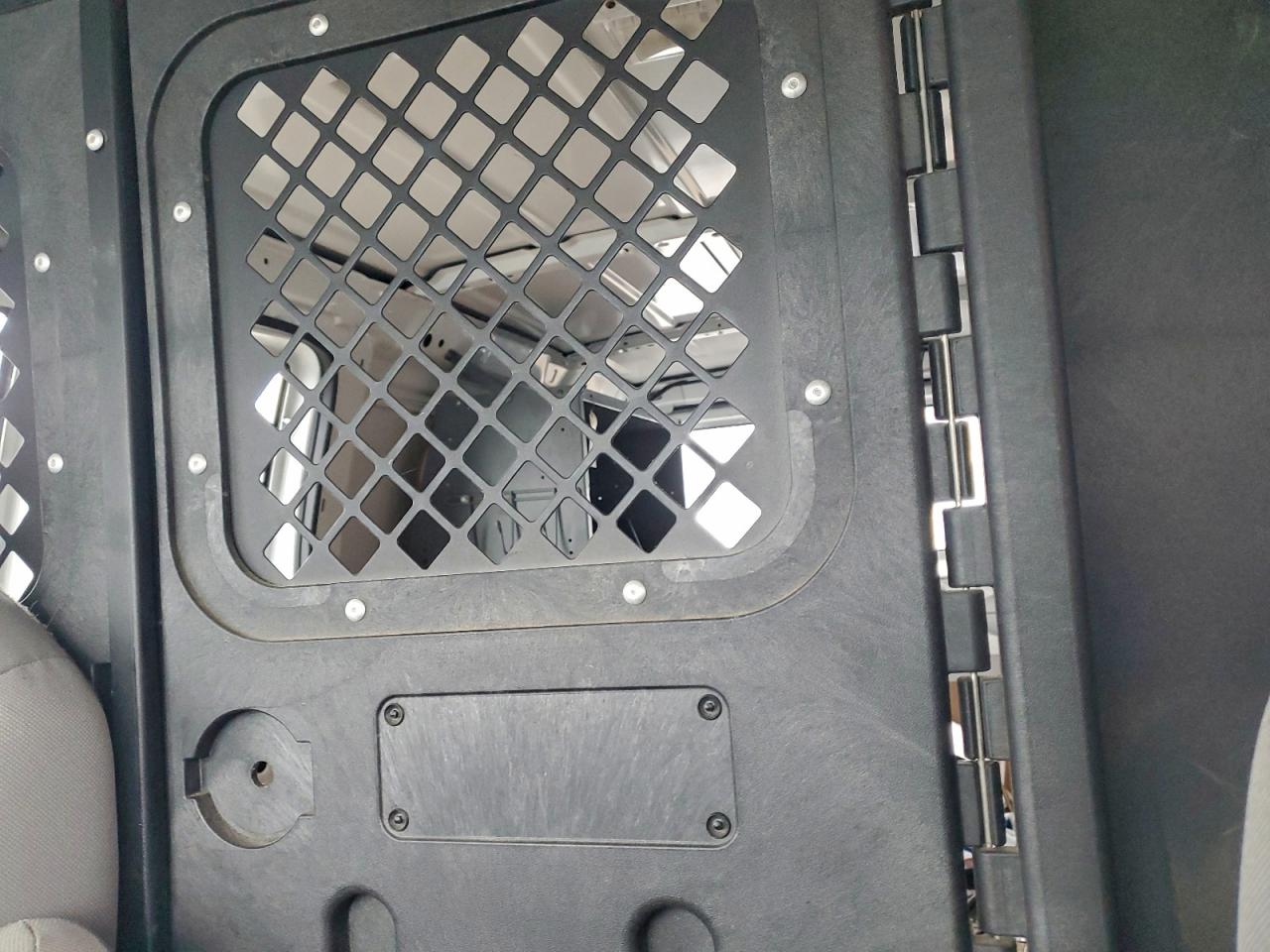 Ford Econoline E250 Van Image 10