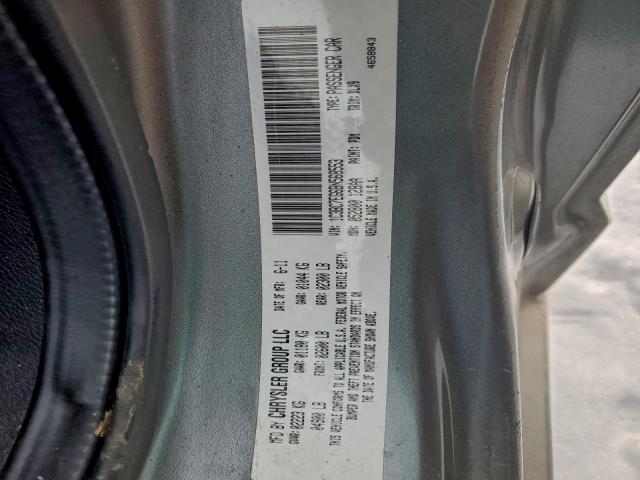 Chrysler 200 Limited Image 10