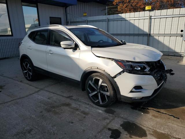 Nissan Rogue S Image 3