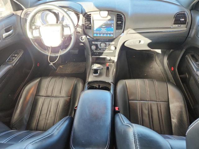 Chrysler 300 S Image 12