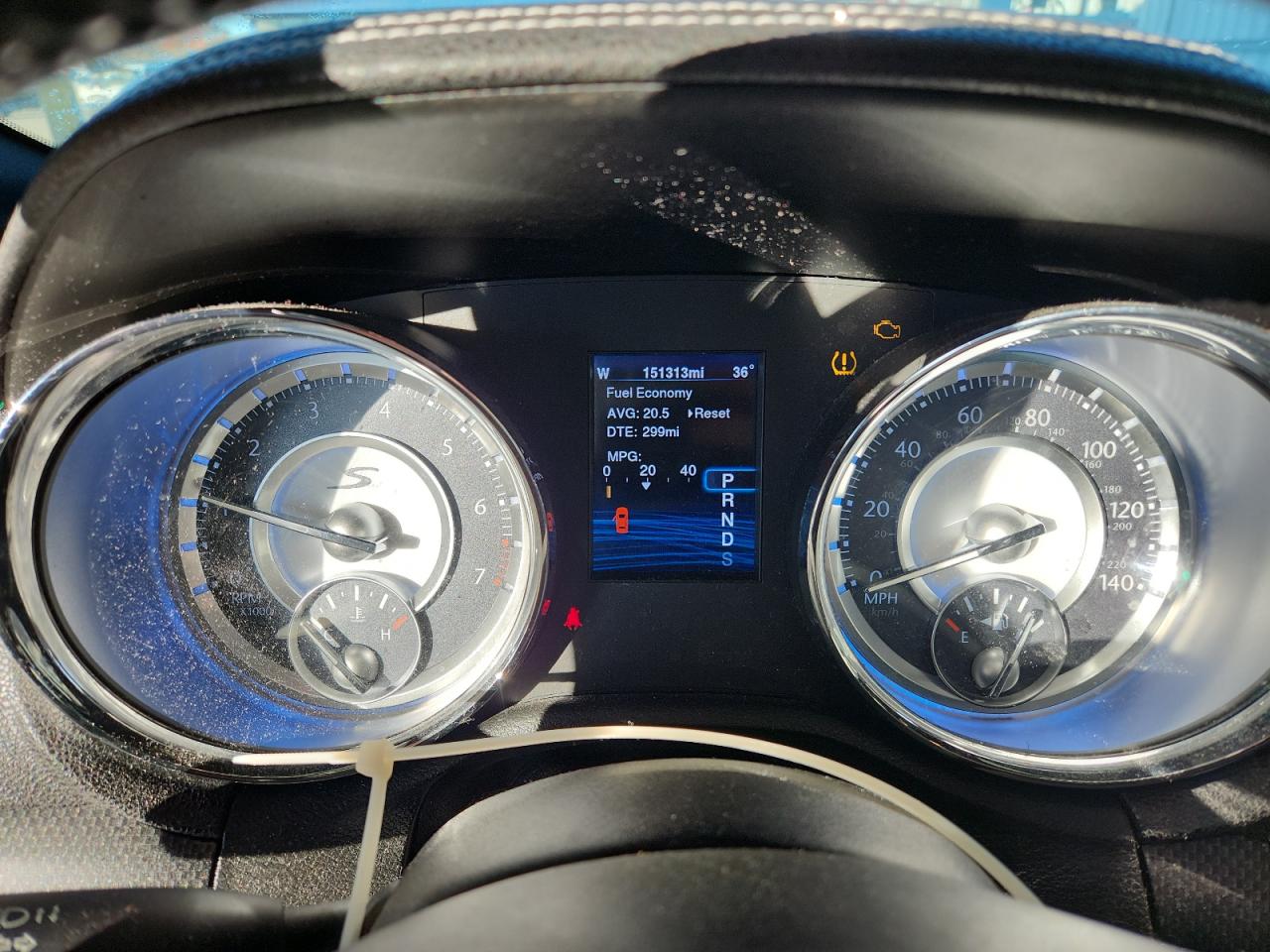 Chrysler 300 S Image 10