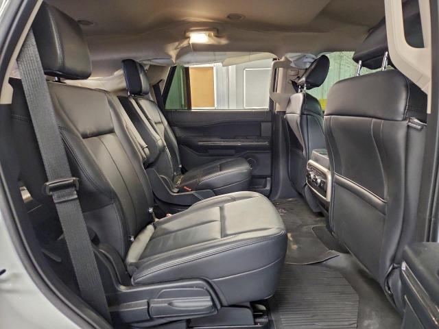 Ford Expedition Xlt Image 11