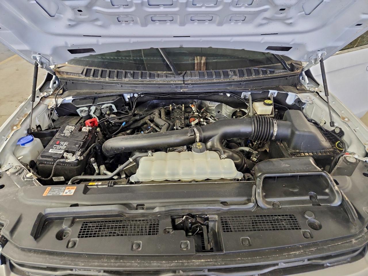 Ford Expedition Xlt Image 13