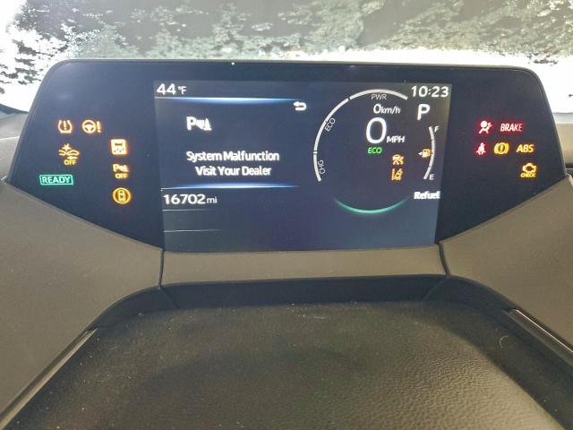 Toyota Prius Le Image 4