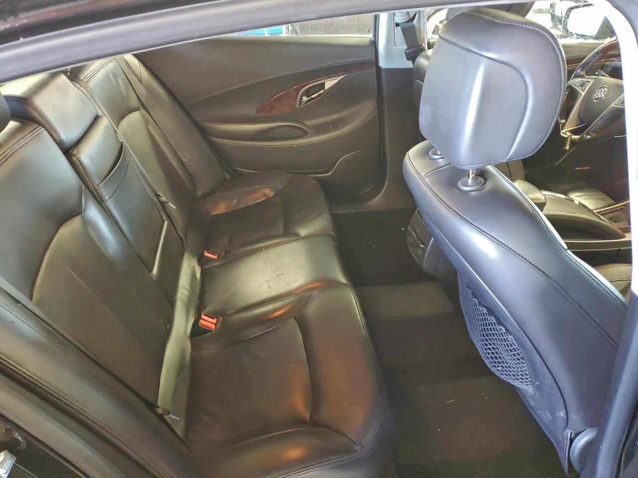 Buick LaCrosse Cxl Image 6