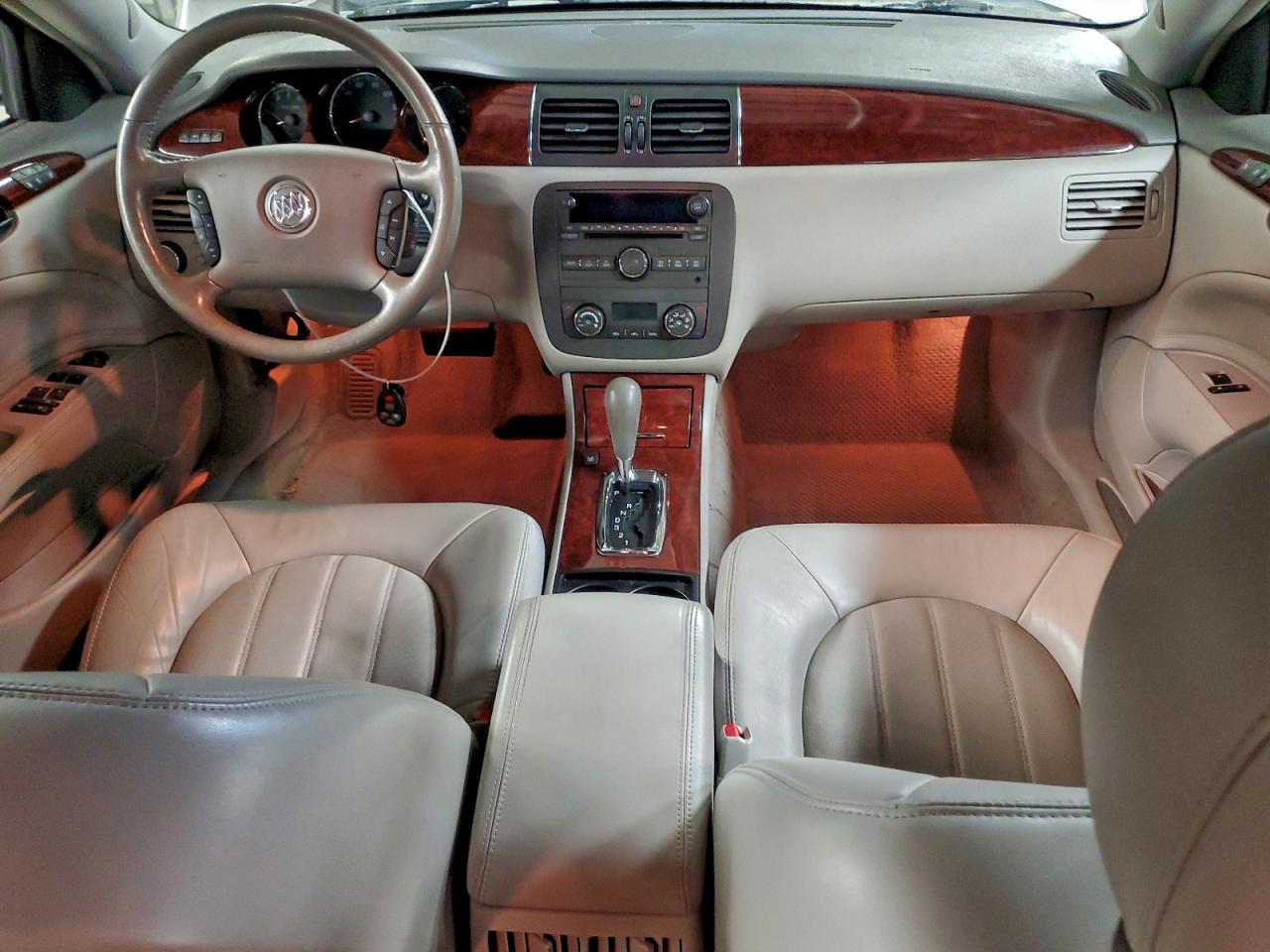Buick Lucerne Cxl Image 5