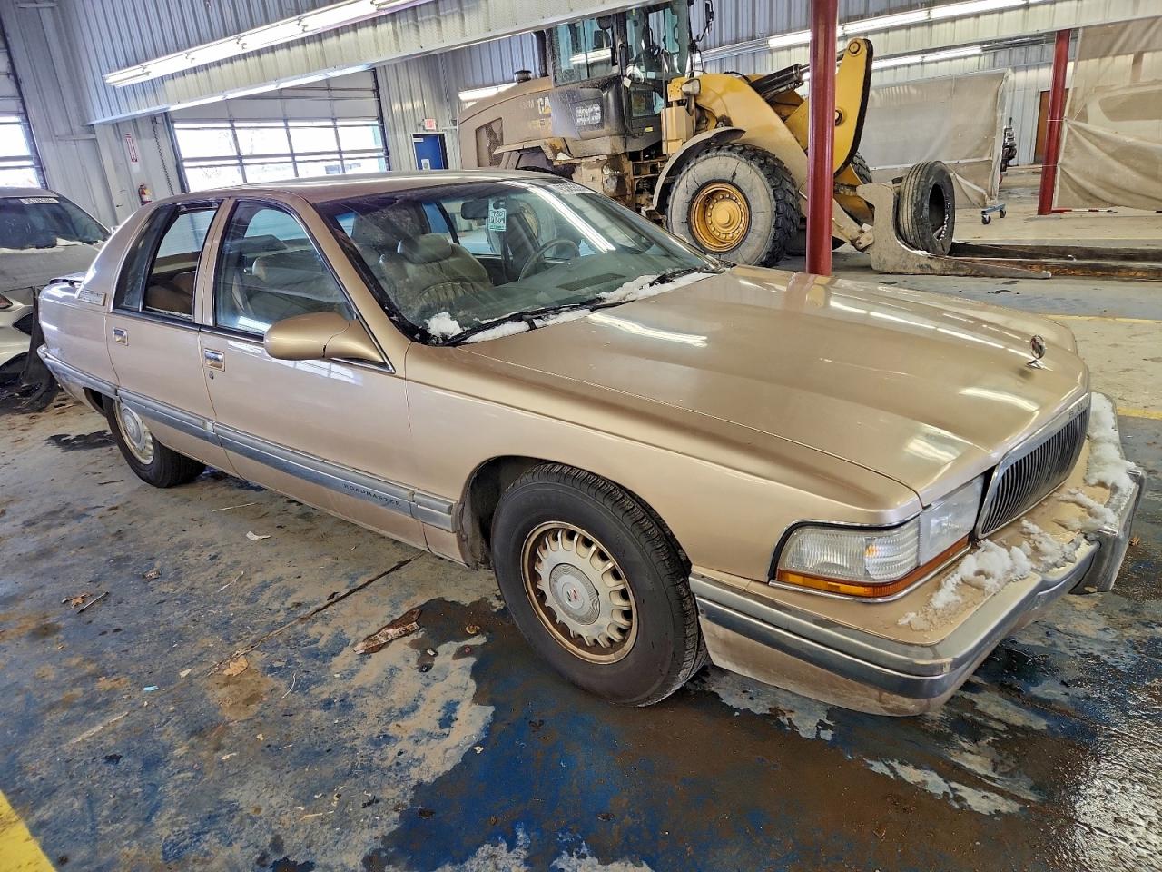 Buick Roadmaster Image 5