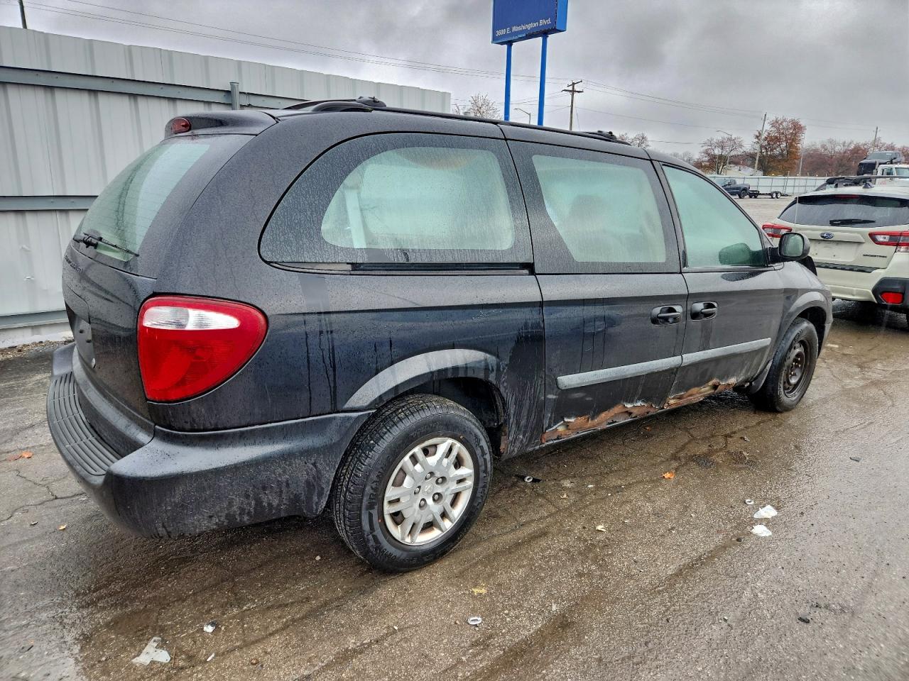 Dodge Caravan Se Image 2