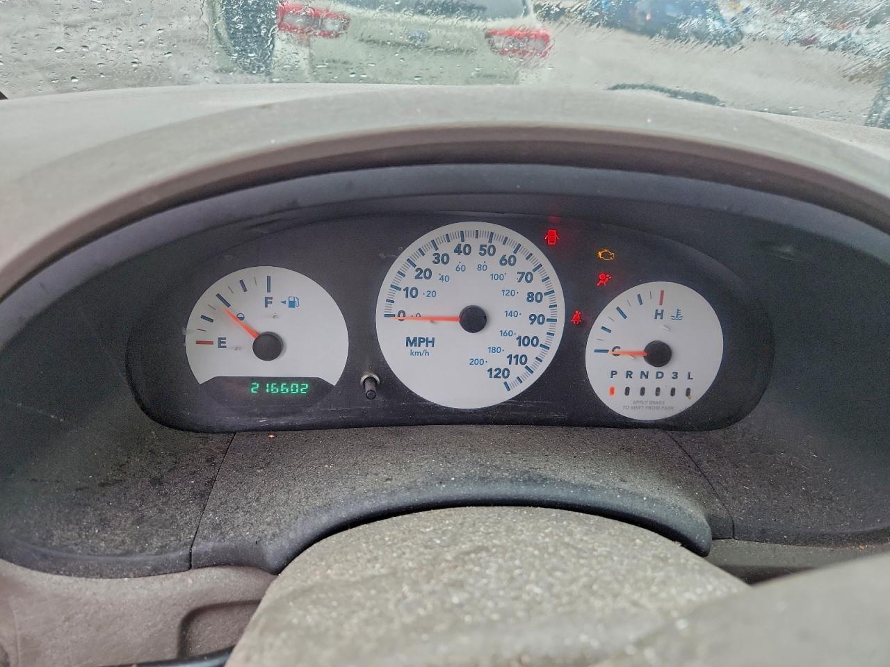 Dodge Caravan Se Image 13