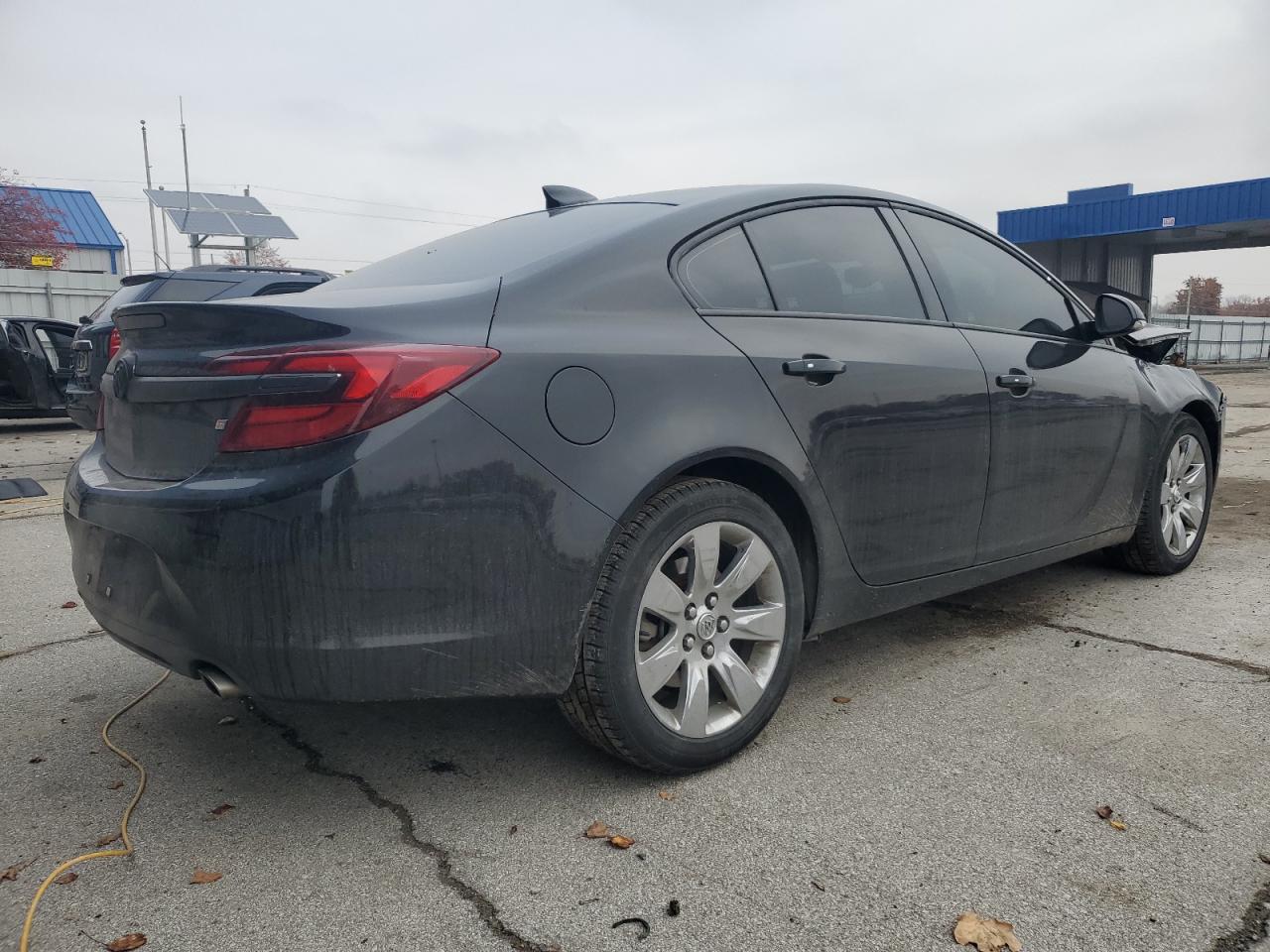 Buick Regal Premium Image 2