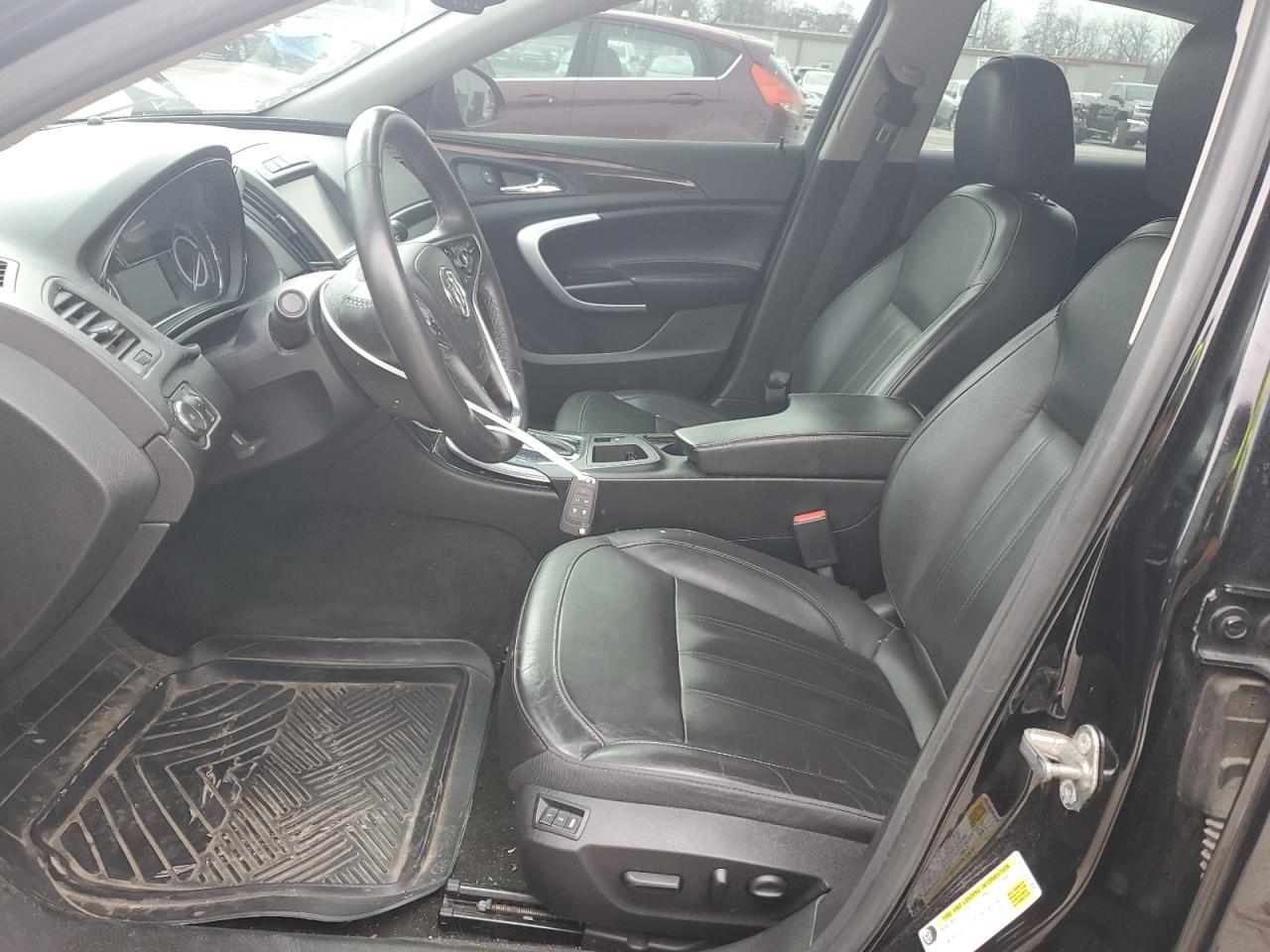 Buick Regal Premium Image 12