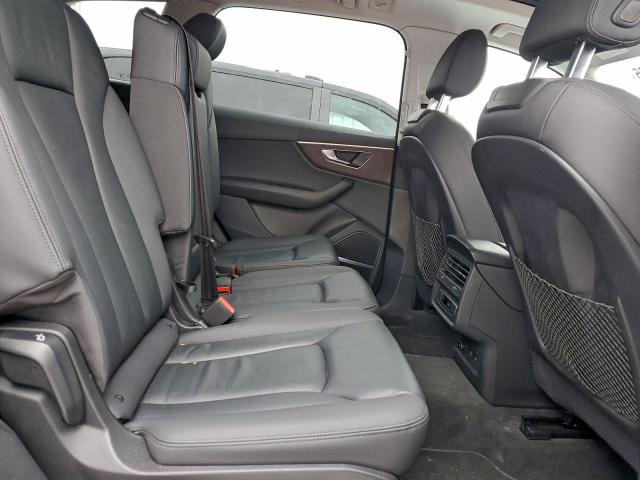 Audi Q7 Premium Plus Image 3