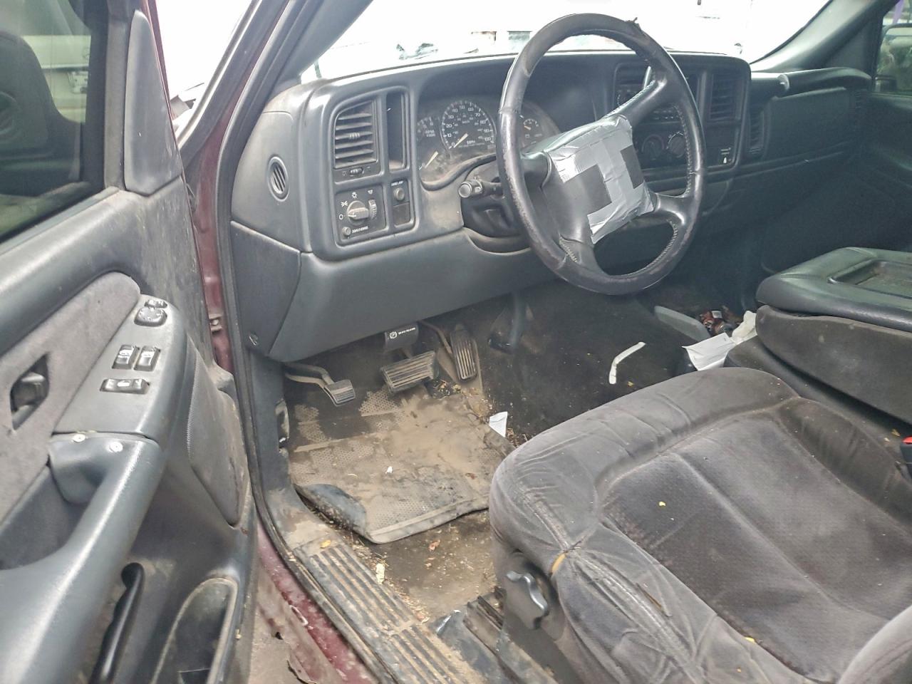 Chevrolet Silverado C1500 Image 8