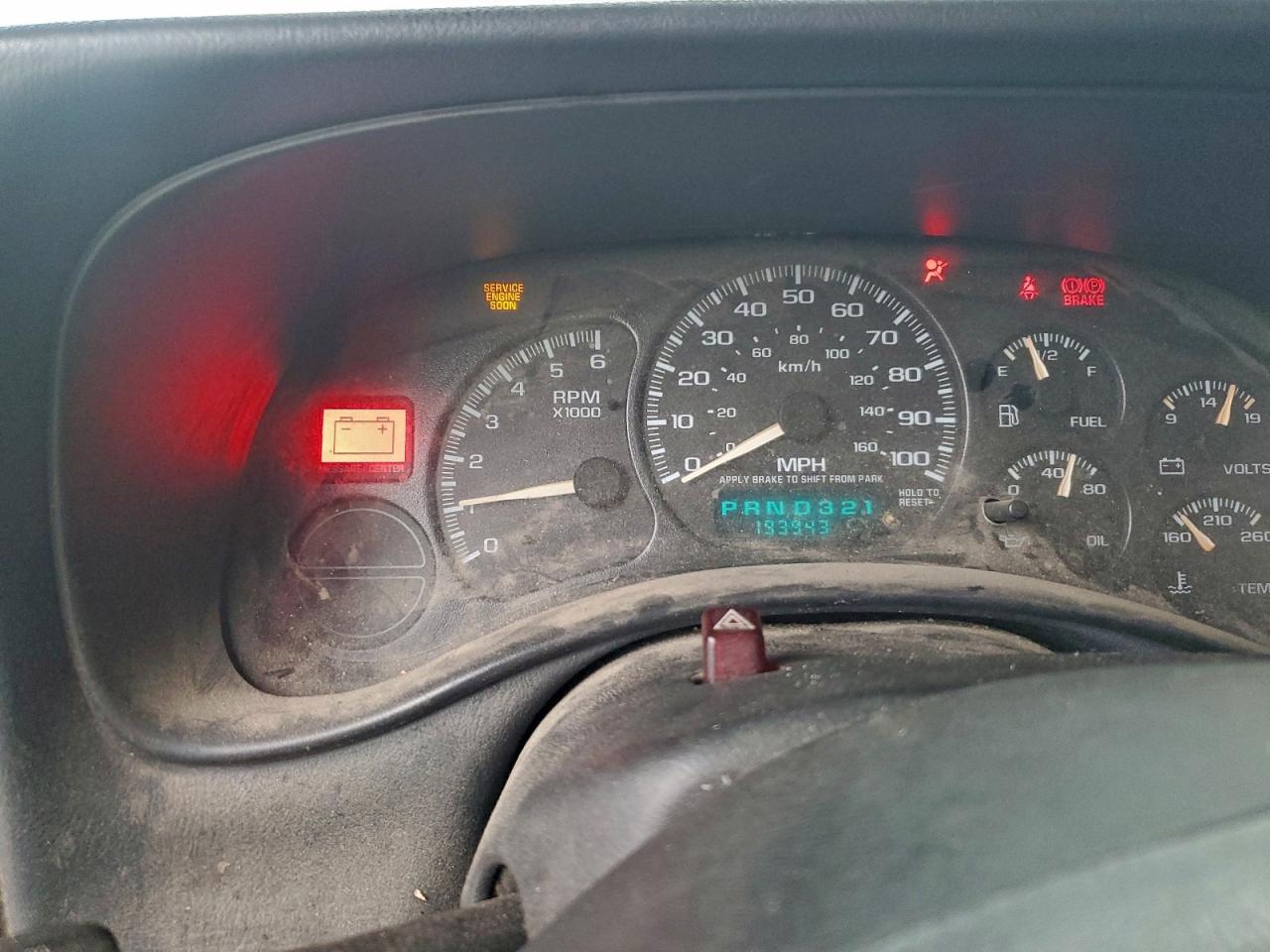 Chevrolet Silverado C1500 Image 10