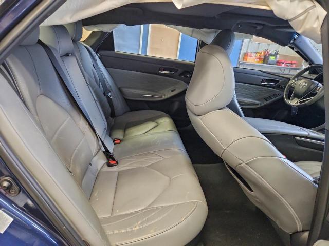 Toyota Avalon Xle Image 4