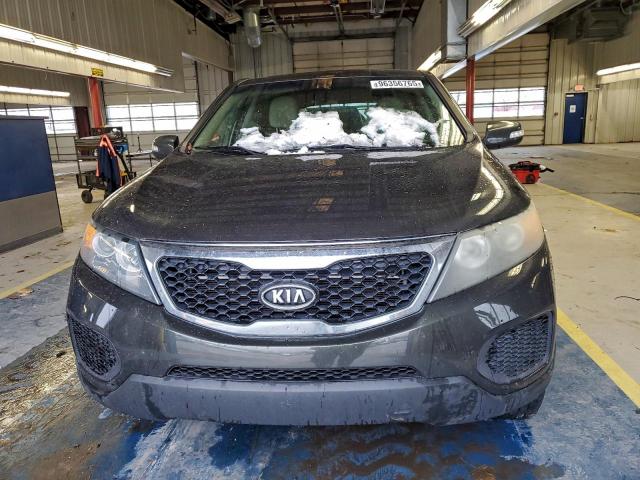 Kia Sorento Base Image 5