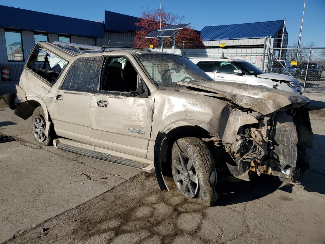 Ford Expedition El Limited Image 2