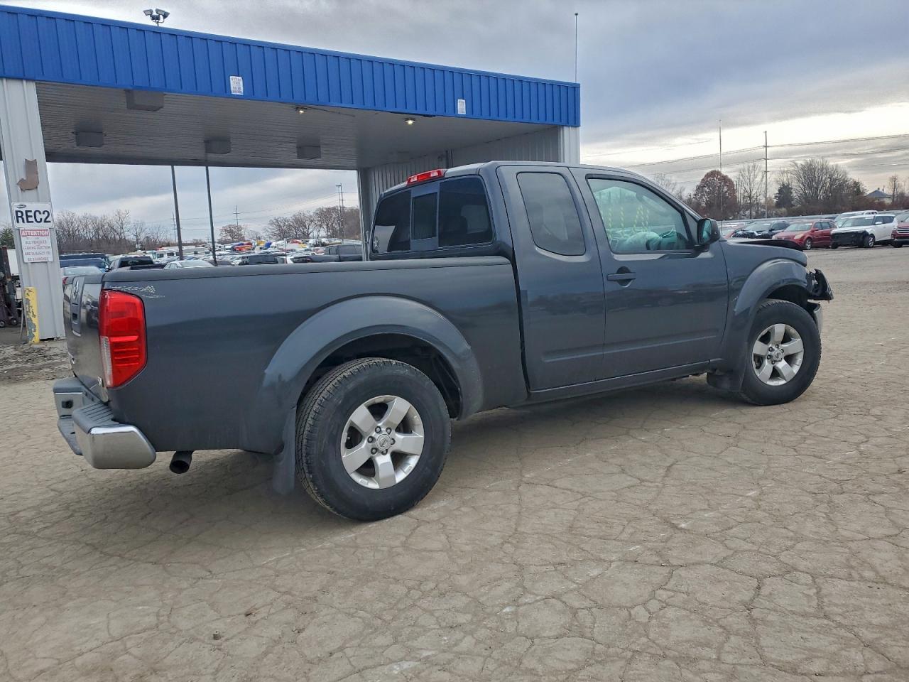 Nissan Frontier Sv Image 8