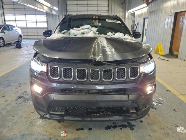 Jeep Compass Latitude Lux Image 4