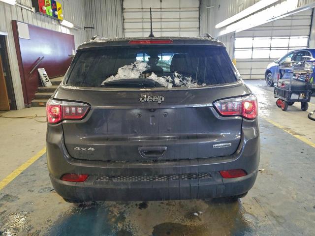 Jeep Compass Latitude Lux Image 8