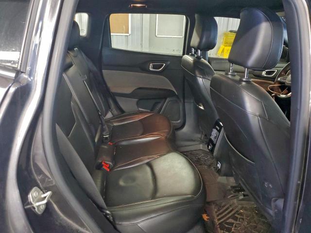 Jeep Compass Latitude Lux Image 11