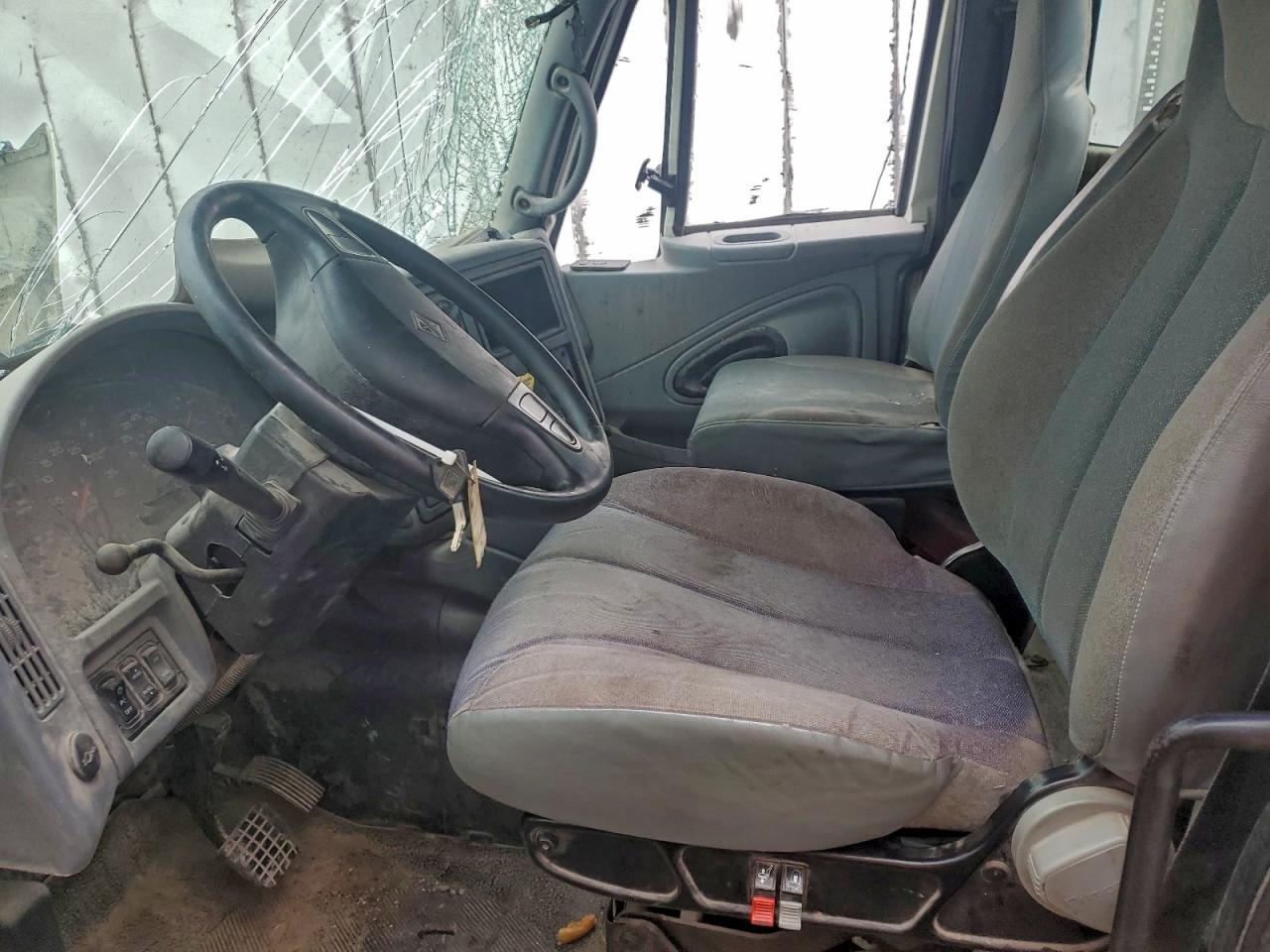 International 8000 8600 8600 Image 10