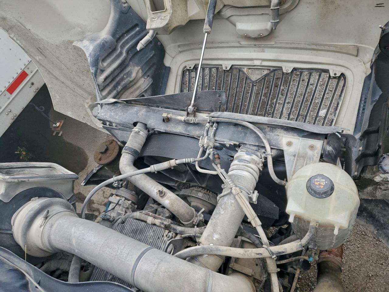 International 8000 8600 8600 Image 6