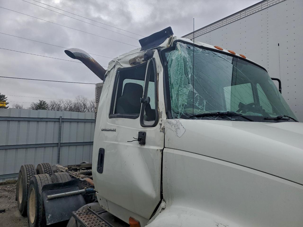 International 8000 8600 8600 Image 9